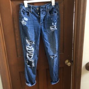 AE tomgirl jeans